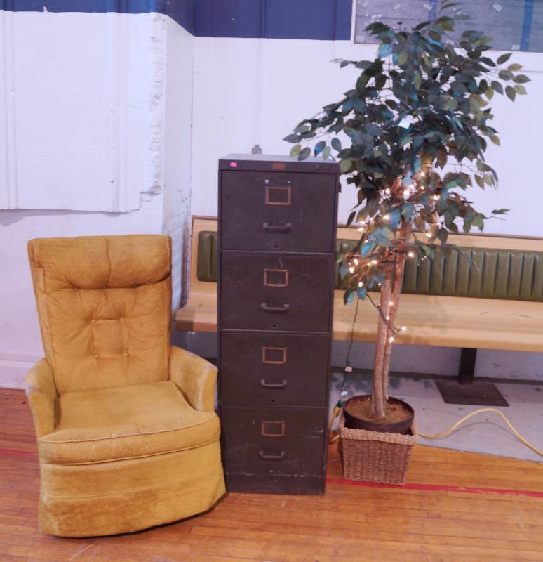 lot 5129 image: Metal 4 Drawer File Cabinet - Chair - Lighted Tree