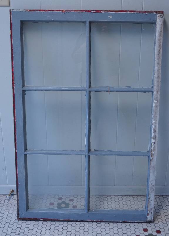 lot 5138 image: Vintage Wood Antique Window from the Church Re-purpose These Very Collectible