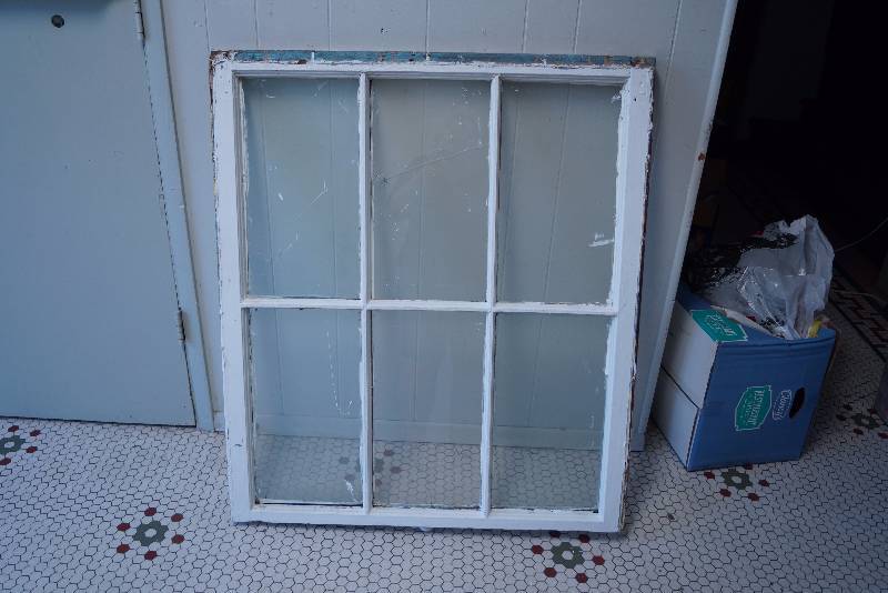 lot 5141 image: Vintage Wood Antique Window from the Church Re-purpose These Very Collectible