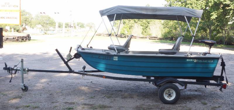 Bass Master 10.2 Fishing Boat with Trailer - Includes Fish Finder