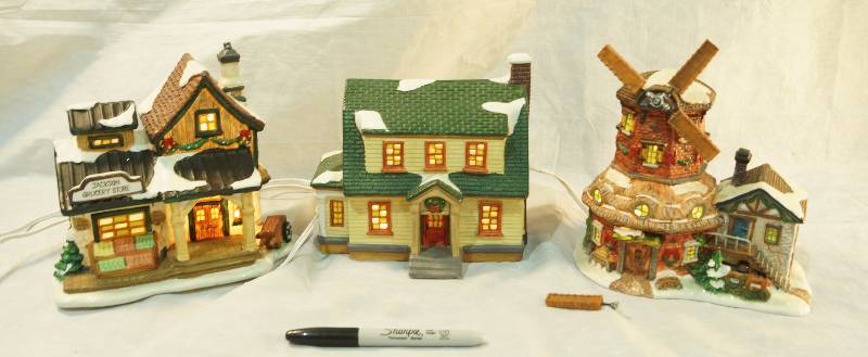 lot 5154 image: Lighted Christmas Village Limited Edition Collection - Works