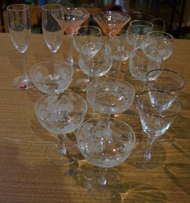 lot 5208 image: Nice Collection of Stemware