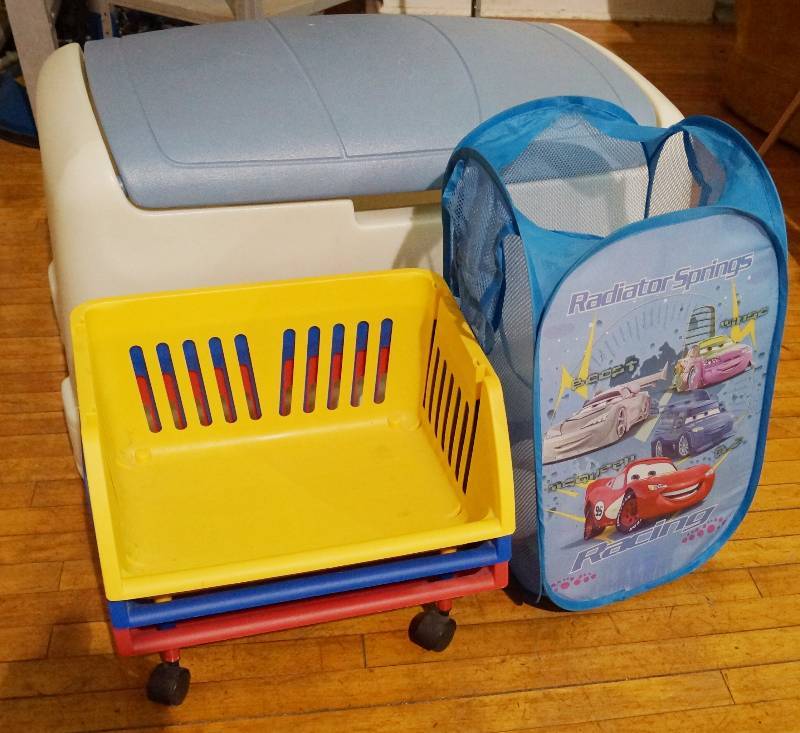 lot 5242 image: BigToy Box and Toy Bins