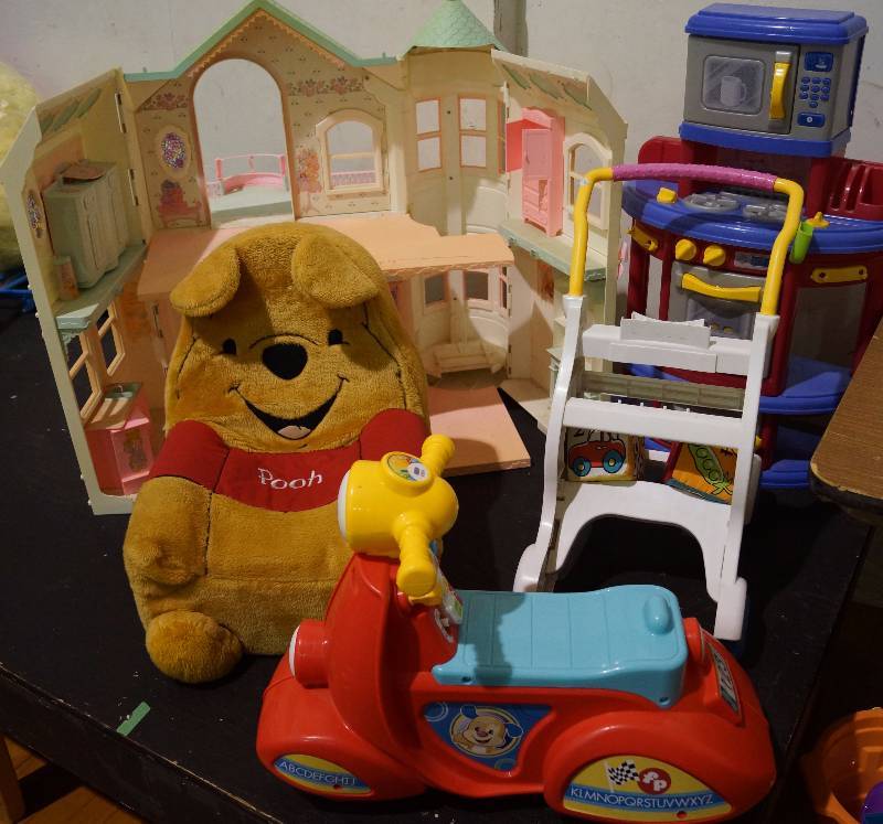 lot 5248 image: Doll House - Toy Kitchen - Winnie The Pooh - Scooter and More