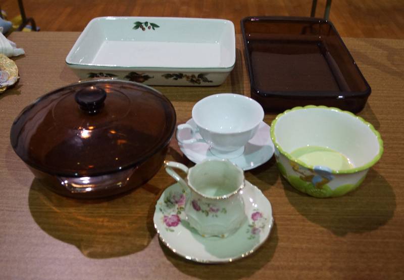 lot 5281 image: Super Collectible Glass Wares