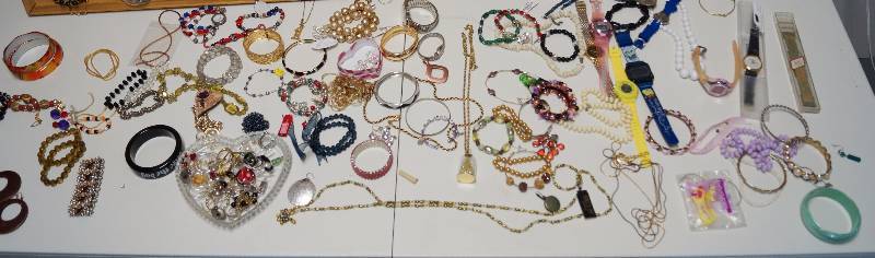 lot 2157 image: Lot #3 of Nice JEWELRY - Everything You See - One Bid Gets Them All