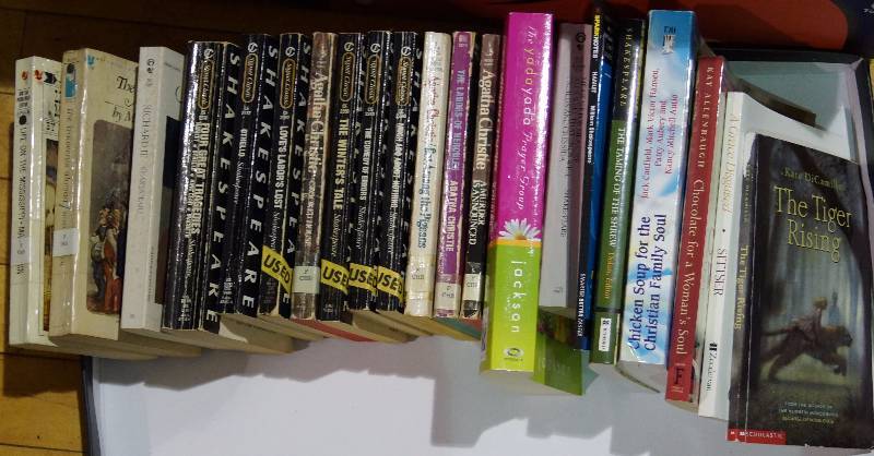 lot 2065 image: Lot of Books - Family Dynamics - Novel Readers - See Photos for Titles