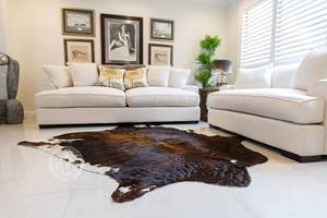 lot 17 image: Dark Brindle Cowhides&nbspRug - 7ft x 6ft - Set of 2
