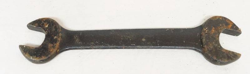 lot 1093 image: BIG Wrench - Made in USA - Drop Forged