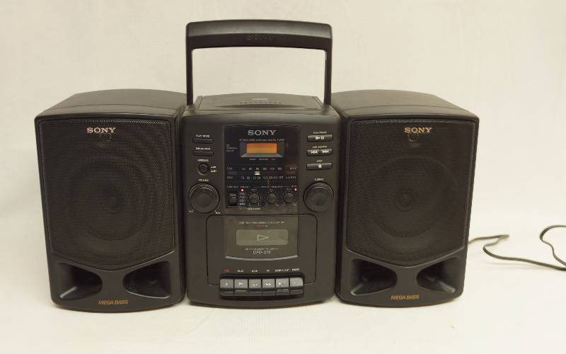lot 5288 image: SONY JAM BOX - WORKS M# CFD-515 - Stereo  CD  CASSETTE - Detachable Speakers. TOTALLY AWESOME