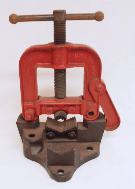 lot 9246 image: Vintage RIDGID Pipe Clamp Vise - B-V 3-12 - USA Elyria, Ohio, Ridge Tool Company Trade Mark - NICE