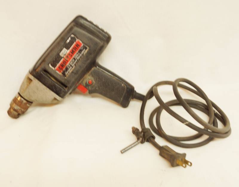 lot 9251 image: Craftsman Corded Drill - WORKS