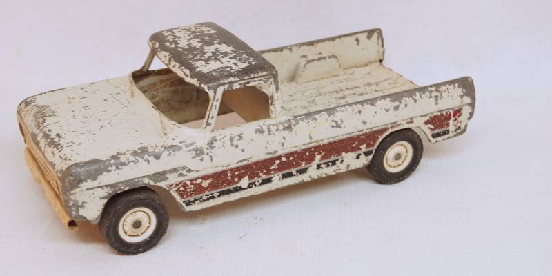 vintage diecast toy trucks