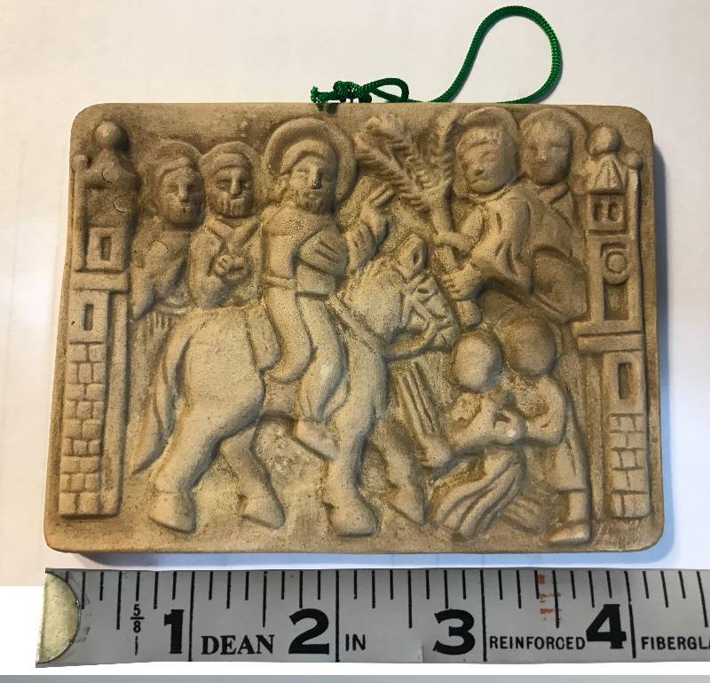 lot 3177 image: Vintage Christmas Mornin Ornament Clay - Beautiful
