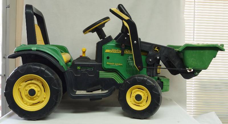 lot 9288 image: John Deere Power Loader - 2 Speed plus Reverse - Great Toy About 2 Foot Tall