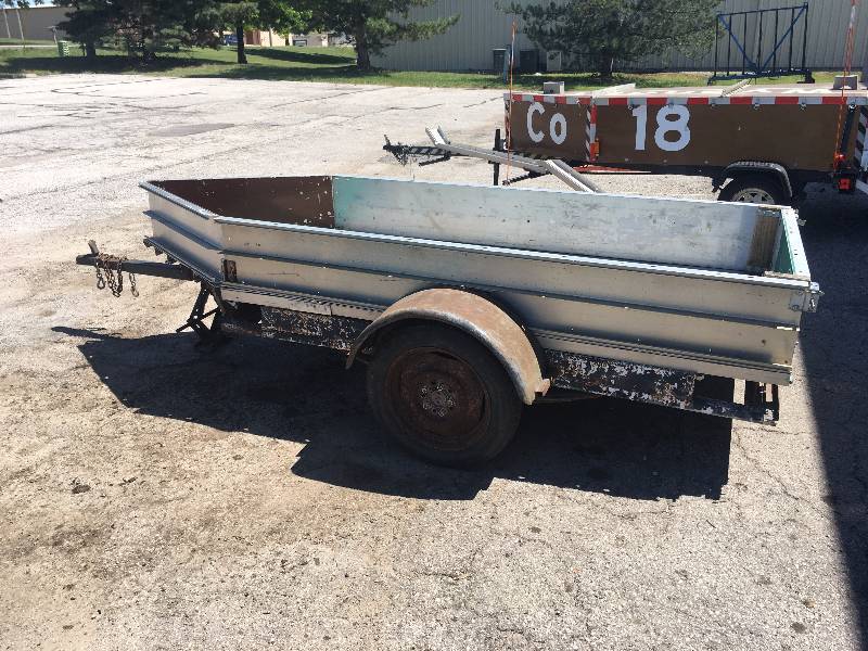 lot 67 image: CUSTOM BUILT ALUMINUM AND STEEL KAYAK TRAILER