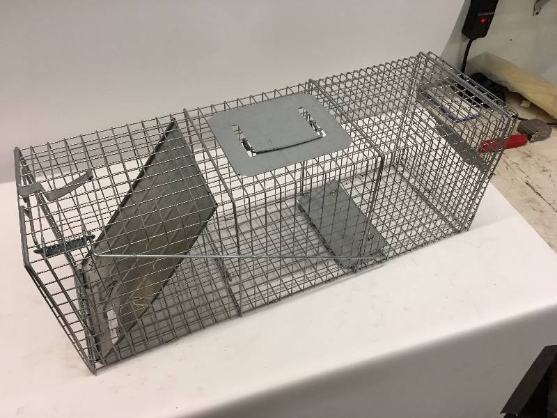 lot 129 image: Animal trap
