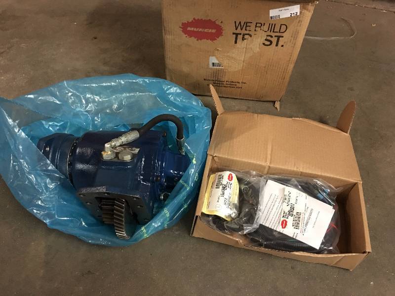 lot 212 image: Muncie CS24-A1007-H36X PTO for Allison and Caterpillar Transmissions