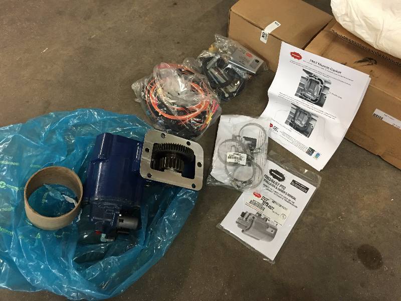 lot 211 image: Muncie FR67-F1506-D4NX PTO for For Torqushift Transmissions