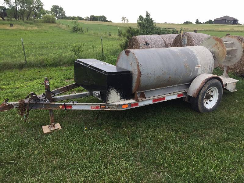 lot 68B image: UTILITY TRAILER WITH AIR TANK , HOSE REEL AND TOOL BOX