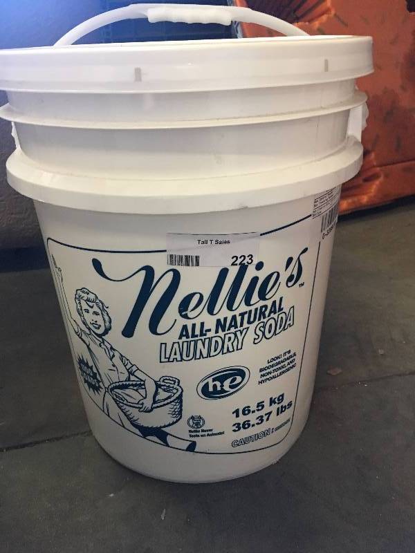 lot 223 image: NELLIES LAUNDRY SODA