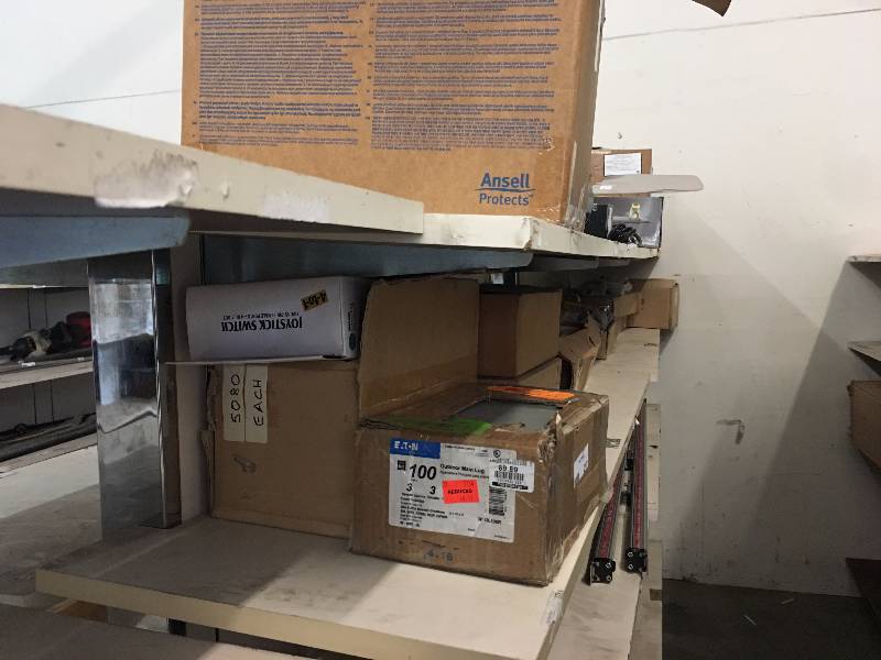 lot 217 image: LOT OF MISC. HARDWARE AND COMPONENTS