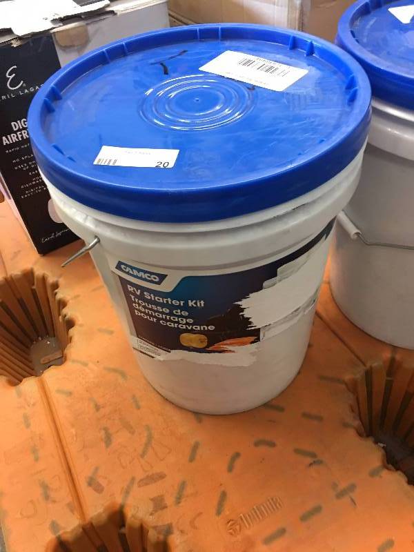 lot 20 image: CAMCO  RV STARTER KIT
