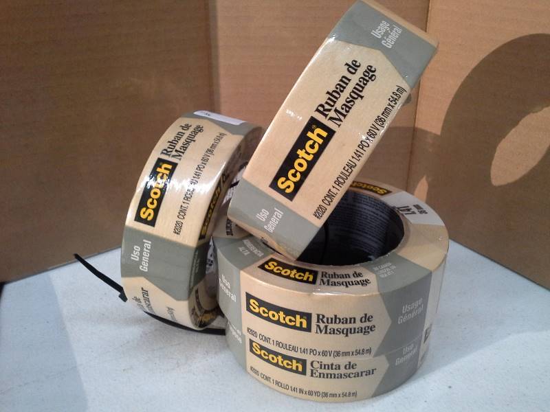 lot 8477 image: Scotch 3M 2020-1 12 General Purpose Masking Tape - 4 Rolls