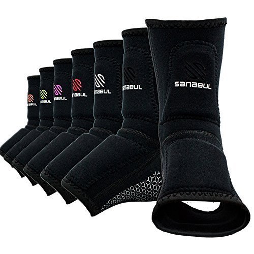 lot 1343 image: Sanabul Essential Striking Gel Ankle Guard for MMA Muay Thai Kick Boxing (Pair) (Black, SM)