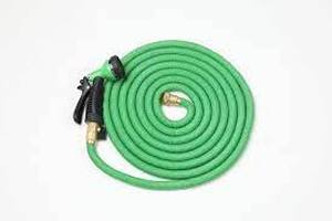 lot 9092 image: Expanding Garden Hose with Attachment