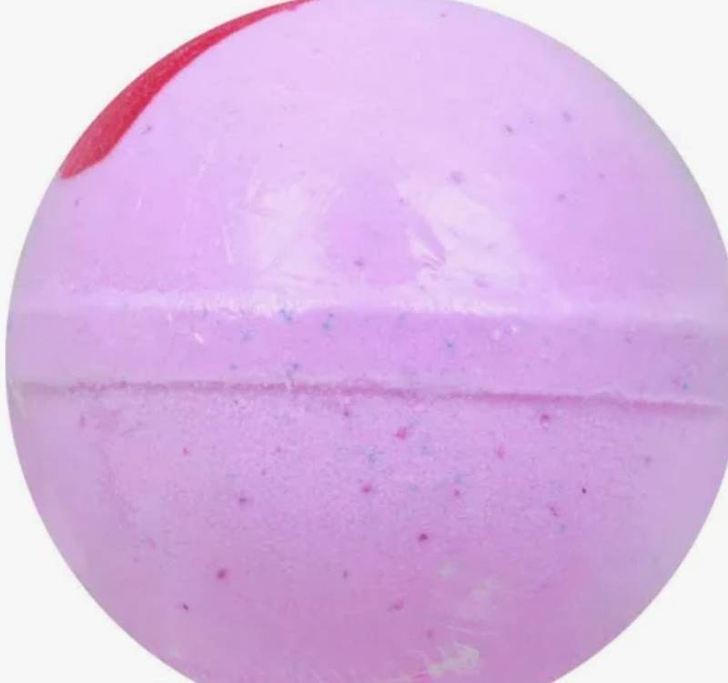 lot 500423 image: Latika Body Essentials Bath Bomb