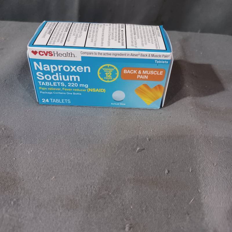 lot 77041 image: Cvs Naproxen Sodium Back Muscle Pain Similar To Aleve 220mg 24 Tablets 322 Lot