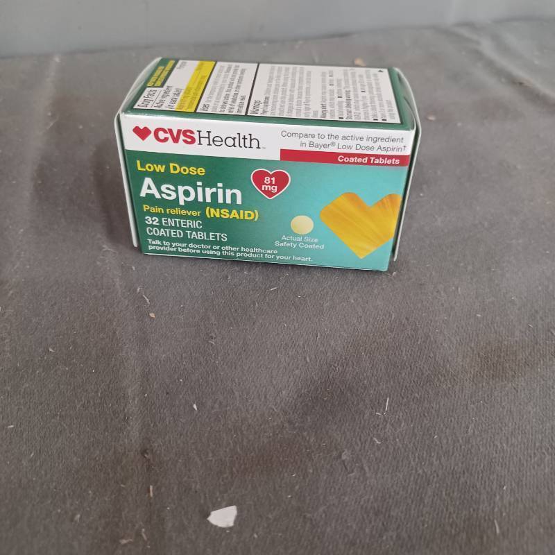 lot 77124 image: CVS 3 Pack Low Dose Aspirin Pain Reliever 81mg 32 Coated Tabs Per Box Exp 1023