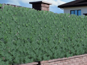 lot 35539 image: Artificial Leaf Fence Roll Up Green Plants Wall Balcony Backyard Size Unknown