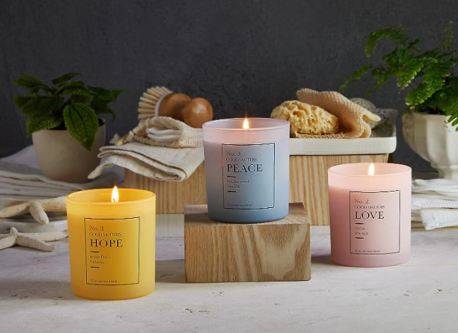 lot 390506 image: GOOD MATTERS Scented Luxury Candles, Living Well Gift Set (Hope, Love, Peace), 3 Glass Candles, 12oz Each Retail $84.99