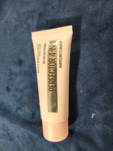 lot 69518 image: Maybelline Perfector 4 in 1