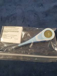 lot 69438 image: Vicks Thermometer