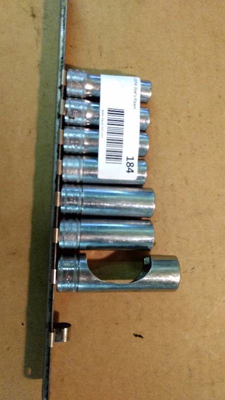 lot 184 image: Snap-On Deep well sockets