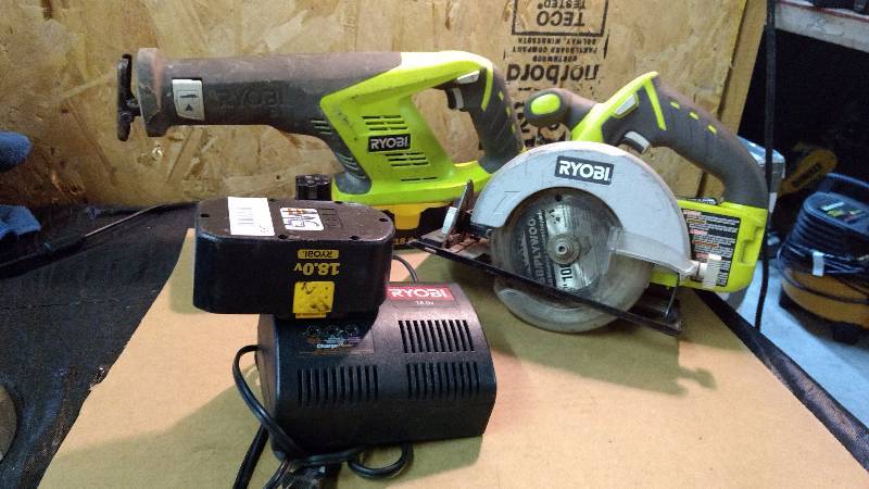 lot 186 image: Ryobi Saw Set