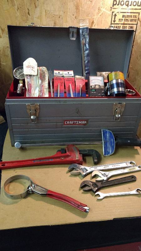 lot 966 image: Toolbox with Tools