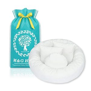 lot 81665 image: 4Pc Newborn Photo Props Baby Photography Basket Pictures Infant Posing Props, 1 Photo Donut, 3 Posing Pillows(Fits 0-3 Month)