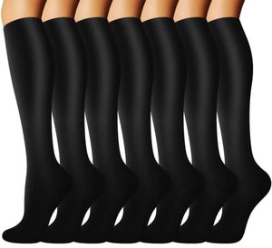 lot 81735 image: Fuelmefoot Compression Socks - 20-30Mmhg Graduated Support For Men & Women, Ideal For Soccer, Running, And Nurses