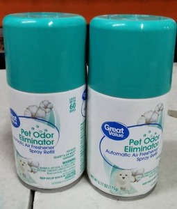 lot 3661 image: Great Value Pet Odor Eliminator 2 Pack