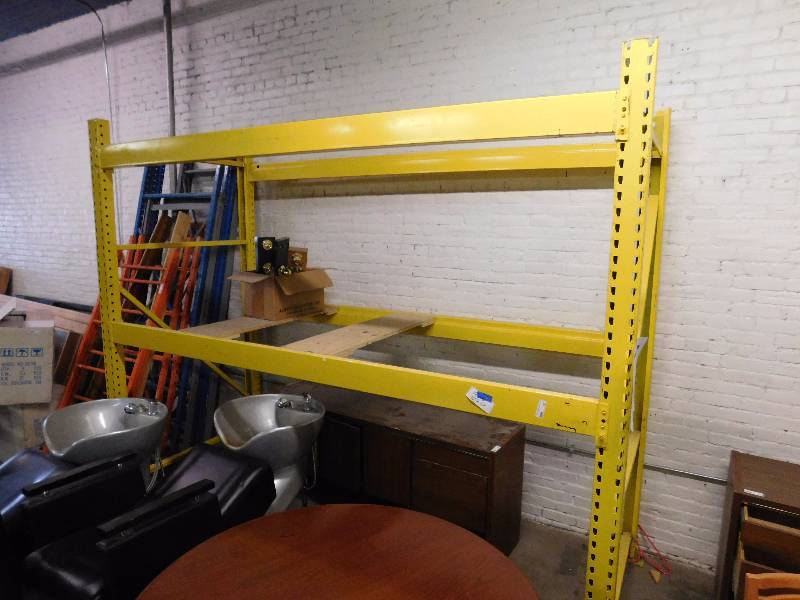 lot 167 image: Pallet Racking