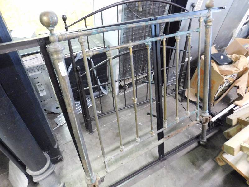 lot 176 image: Bed Frames