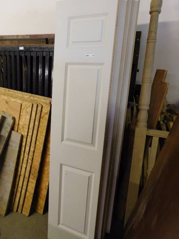 lot 178 image: Bi-Fold Doors