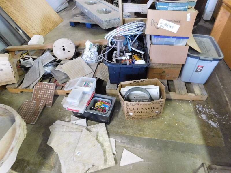 lot 221 image: Lot of Misc.