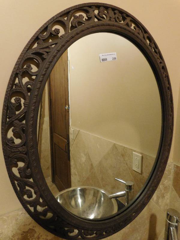 lot 256 image: Wall Mount Mirror
