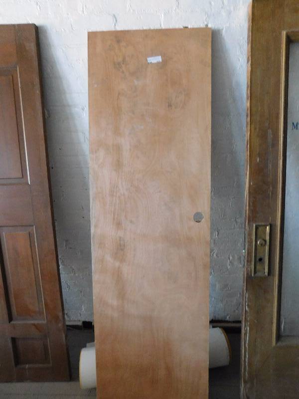 lot 273 image: Wood Door