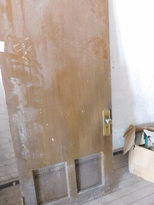 lot 277 image: Wood Door